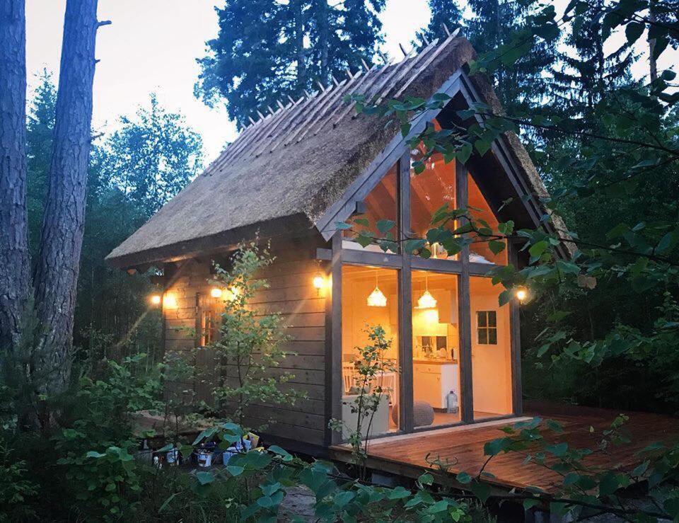 Tahkuna Forest House Korgessaare ภายนอก รูปภาพ